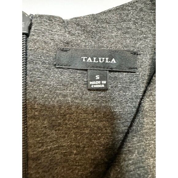Aritiza Talula Grey Cropped Top With Zipper Small - Picture 3 of 6